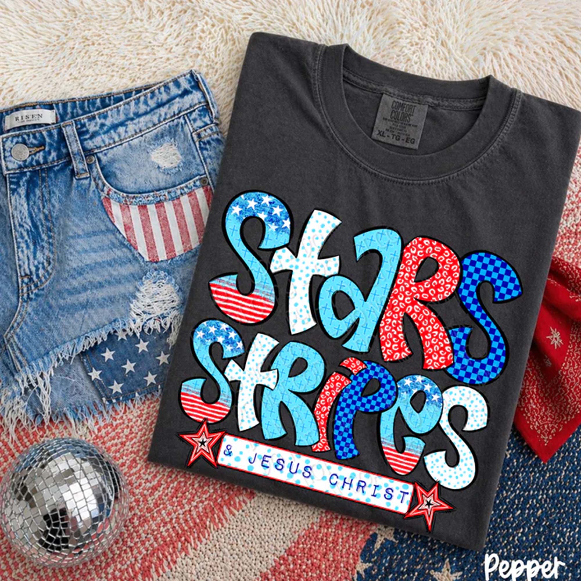 Stars Stripes And Jesus Christ Graphic T-Shirt For Women Preppy Retro Western Patriotic Christian Aesthetic White Cotton Tee Red White Blue Bubble Letters Leopard Checkerboard Print Fourth Of July Independence Day Top 2