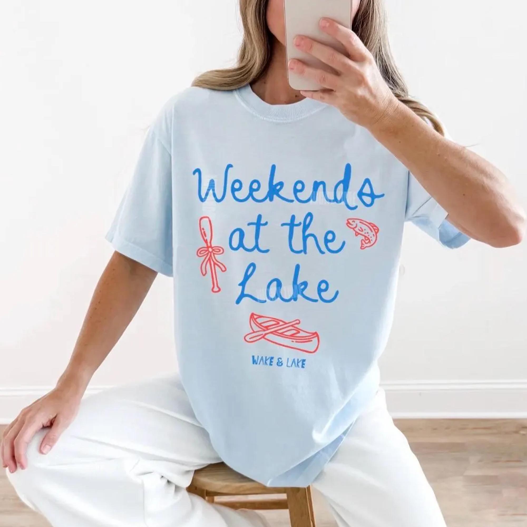 Weekends at the Lake Graphic T-Shirt for Women Trendy Summer Preppy Coastal Aesthetic Ivory Cotton Blend Hand Drawn Lake Life Shirt Boating Shirt River Life Lake Lover Tee Casual Vacation Outfit Trendy Summer Apparel Top 3