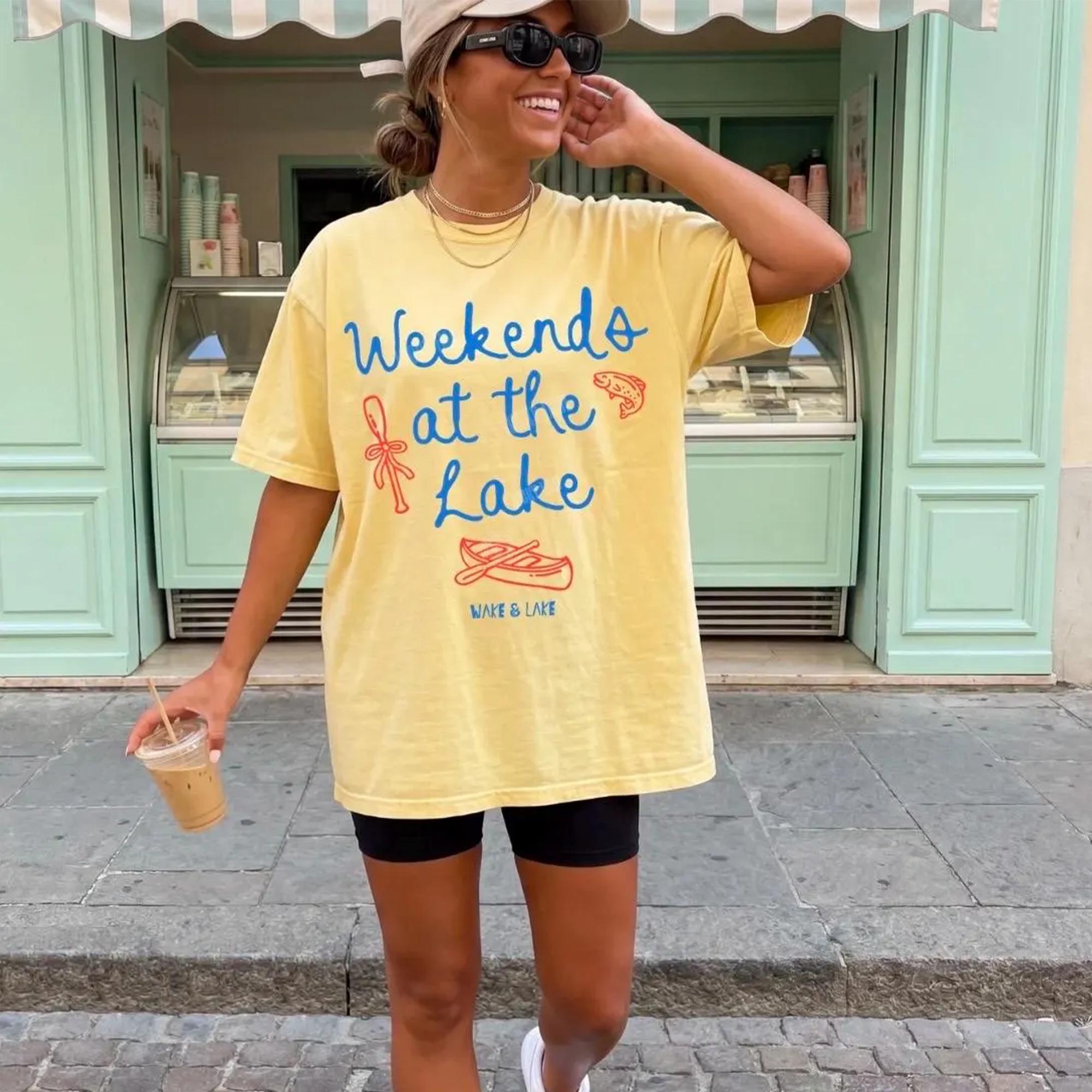 Weekends at the Lake Graphic T-Shirt for Women Trendy Summer Preppy Coastal Aesthetic Ivory Cotton Blend Hand Drawn Lake Life Shirt Boating Shirt River Life Lake Lover Tee Casual Vacation Outfit Trendy Summer Apparel Top 2