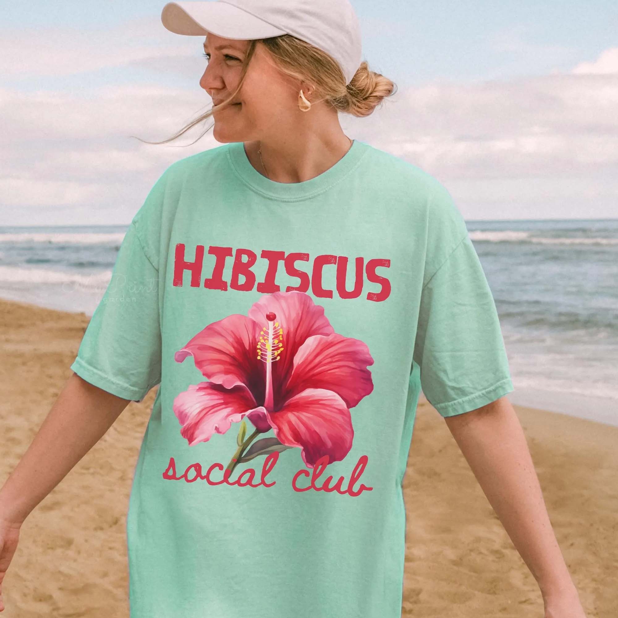 Trendy Hibiscus Social Club Graphic Oversized T-Shirt Women Preppy Coconut Girl Aesthetic Coral Pink Cotton Top Tropical Aloha Hawaii Beach Lover Tee Summer Vacation Casual Loose Fit Flower Shirt Japan Okinawa Retro Holiday 4