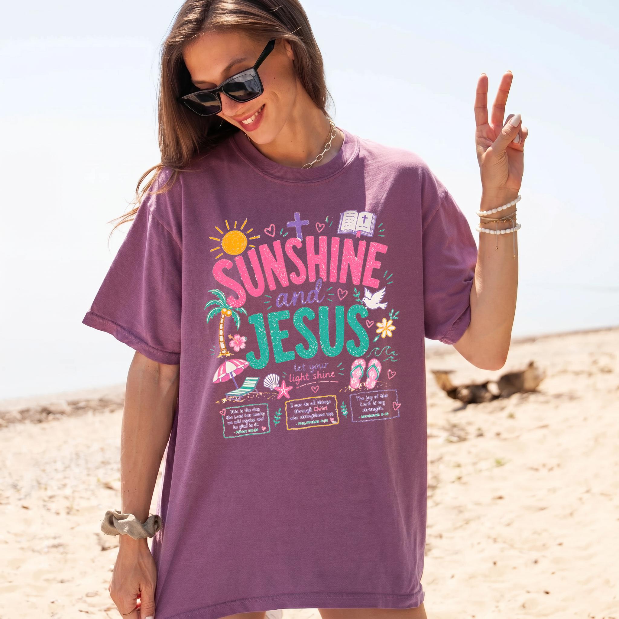 Preppy Kiss My Bass Fish Shirt Trendy Summer Tee-Shirt Colorful Beach Tee Funny Summer Vibes T-Shirt Beach Lover Gift Coastal Cowgirl Fishing Graphic Top Retro Bass Fishing Comfort Tee Cute Preppy Lake Life Outfit Sassy Fishing Gift for Her 4