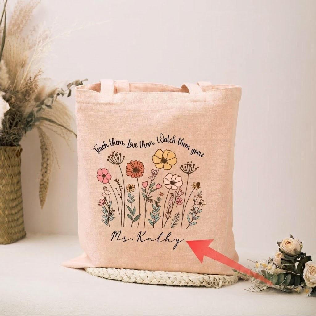 Personalized Teacher Tote Bag Custom Name Canvas Bag Teach Love Watch Them Grow Boho Floral Aesthetic Natural Cotton Shoulder Handbag For Back To School Teacher Appreciation Gift Storage Organizer 2