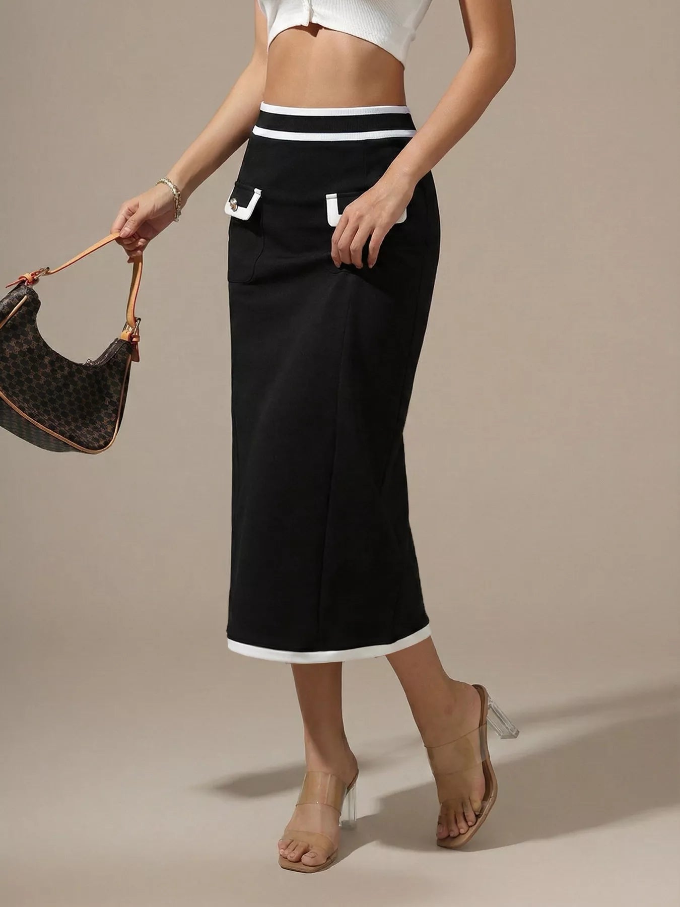 Contrast Trim Skirt 3