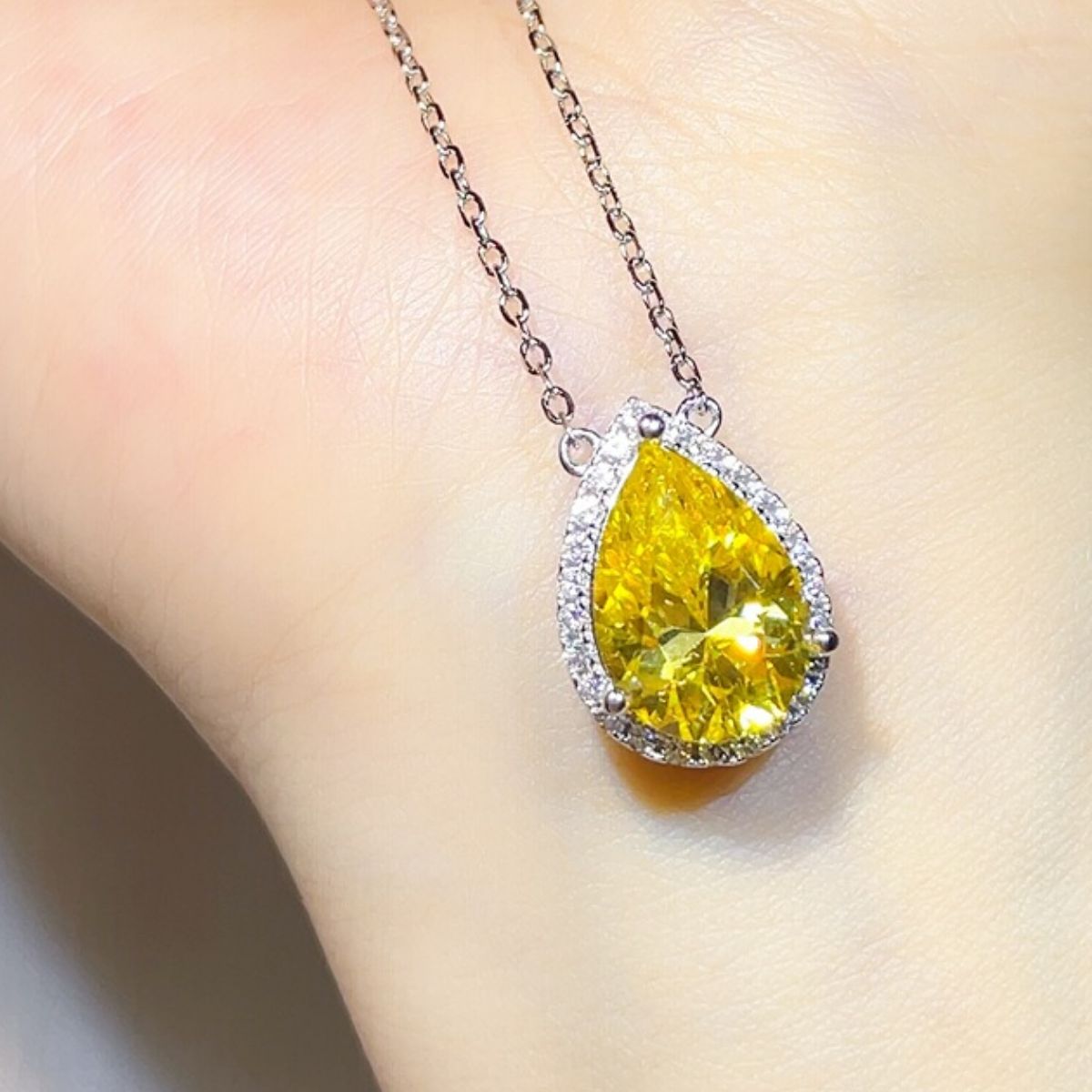 5 Carat 925 Sterling Silver Moissanite Pendant Necklace 3