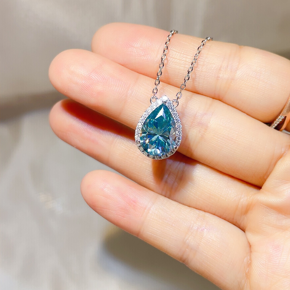 5 Carat 925 Sterling Silver Moissanite Pendant Necklace 3