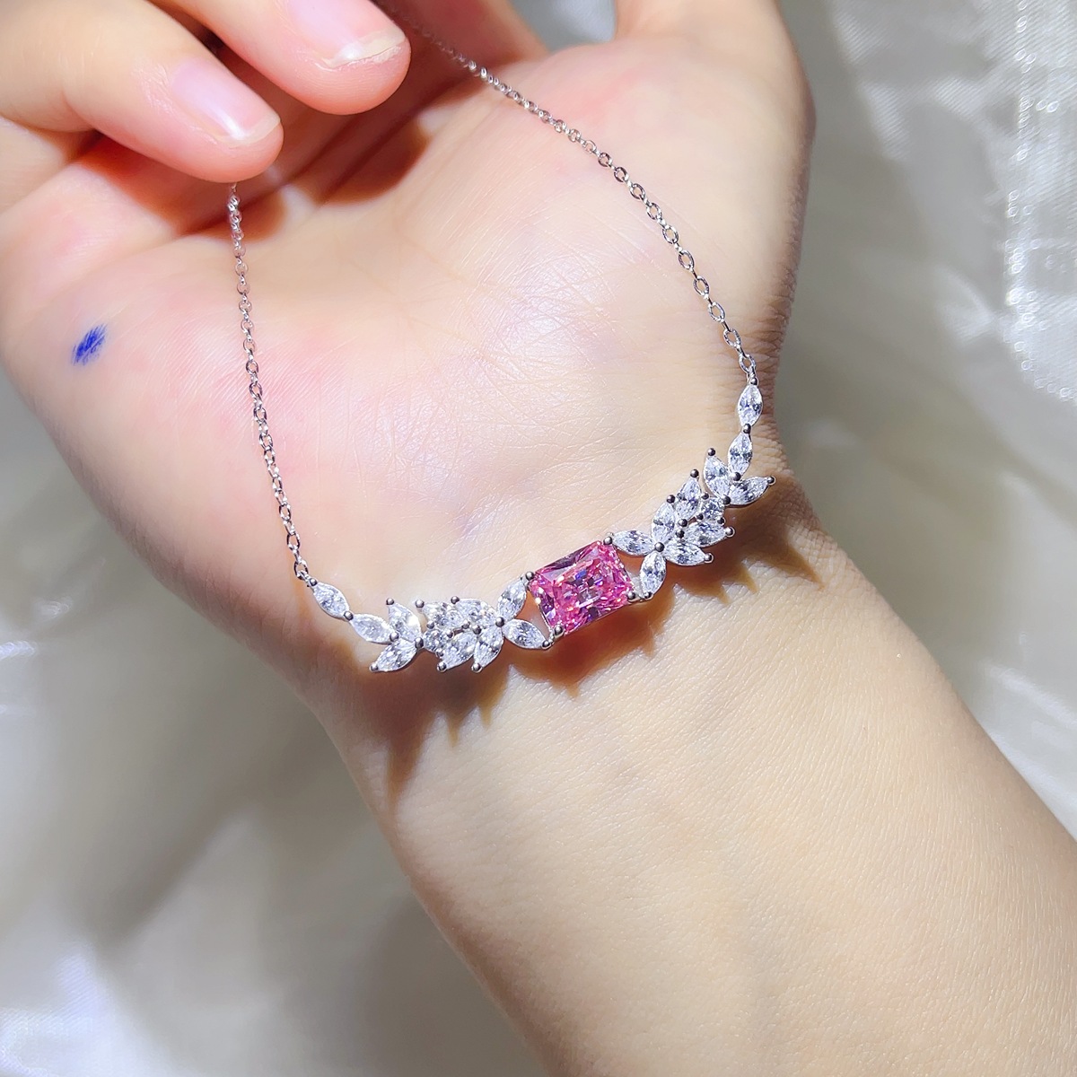 2 Carat 925 Sterling Silver Moissanite Necklace 2
