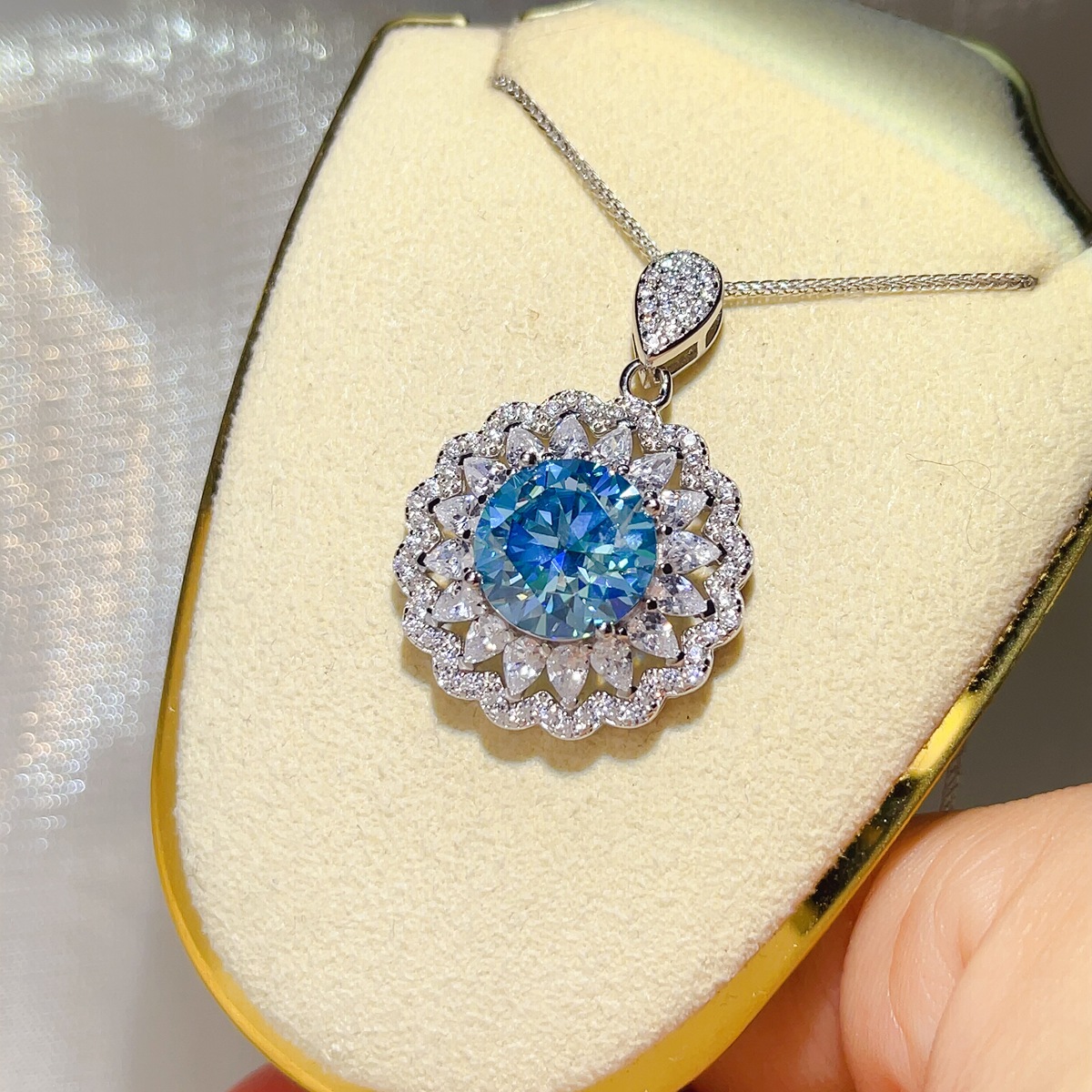 5 Carat 925 Sterling Silver Moissanite Pendant Necklace 3