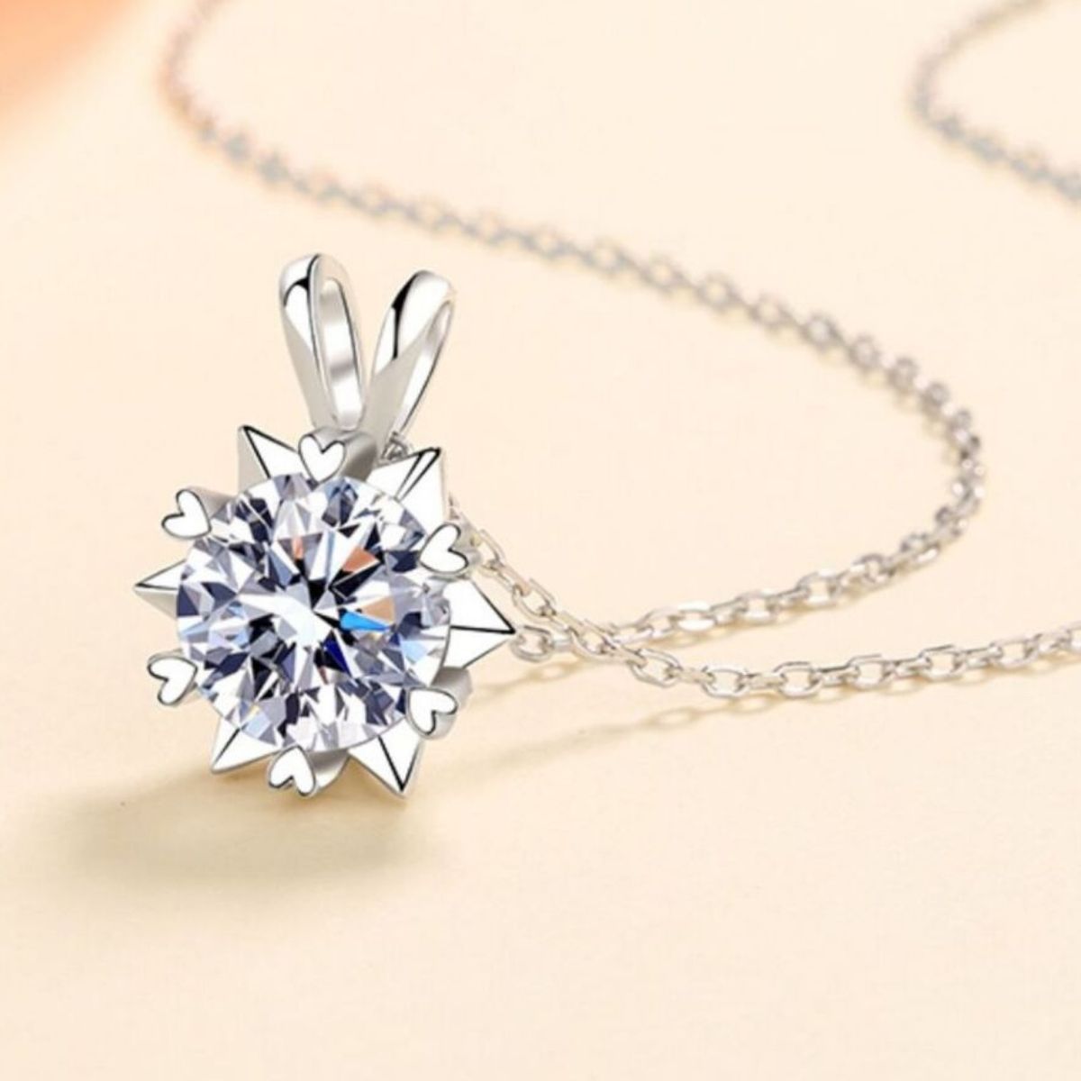 1 Carat 925 Sterling Silver Moissanite Pendant Necklace 3