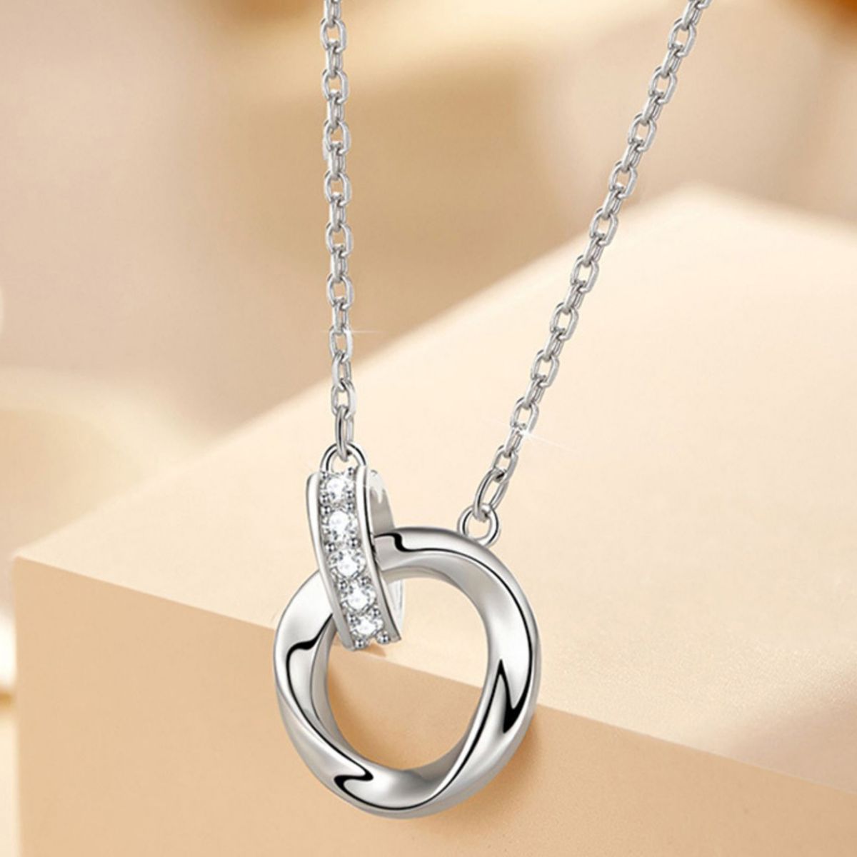 925 Sterling Silver Interlocking Circles Pendant Necklace 2