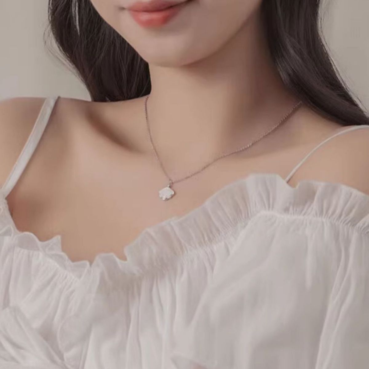 925 Sterling Silver Zircon Shell Necklace 2