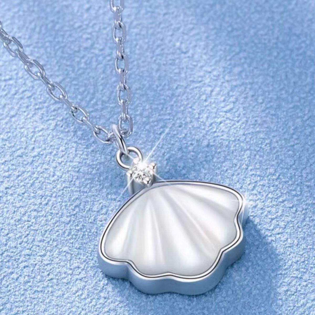 925 Sterling Silver Zircon Shell Necklace 4