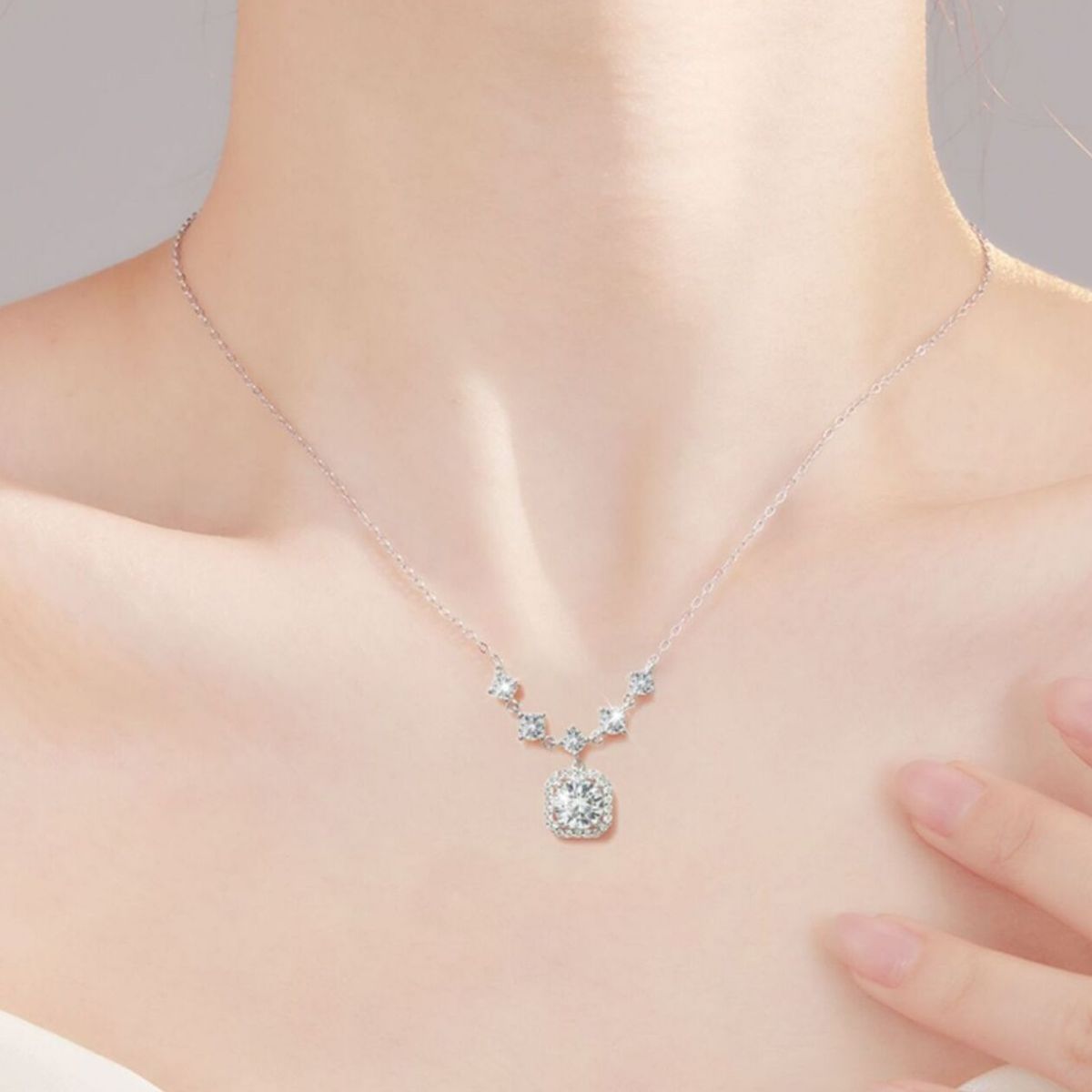 2 Carat Moissanite 925 Sterling Silver Pendant Necklace 3