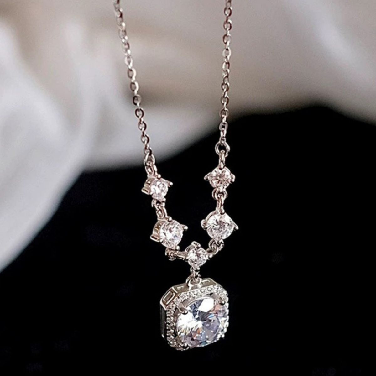 2 Carat Moissanite 925 Sterling Silver Pendant Necklace 4