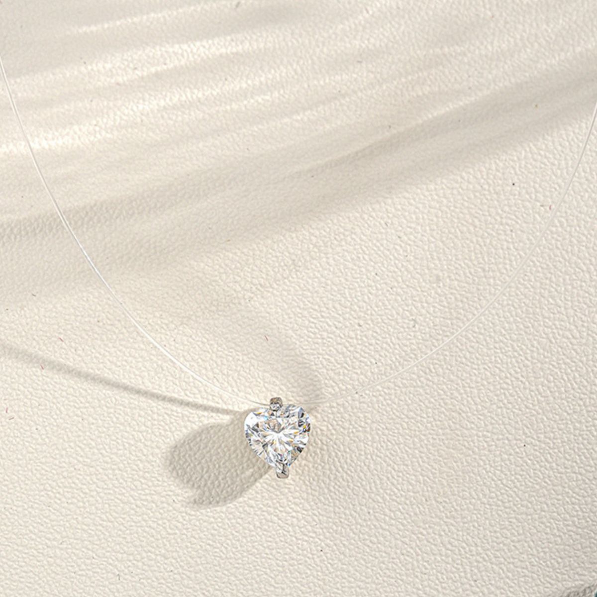 1 Carat Heart-Shaped Pendant Necklace 3