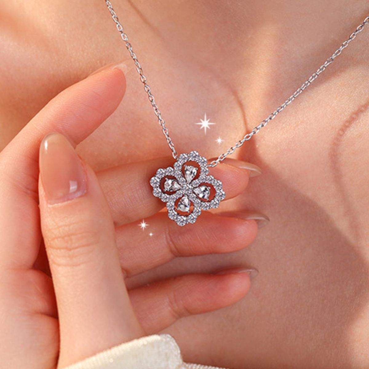 Moissanite 925 Sterling Silver Clover Pendant Necklace 4