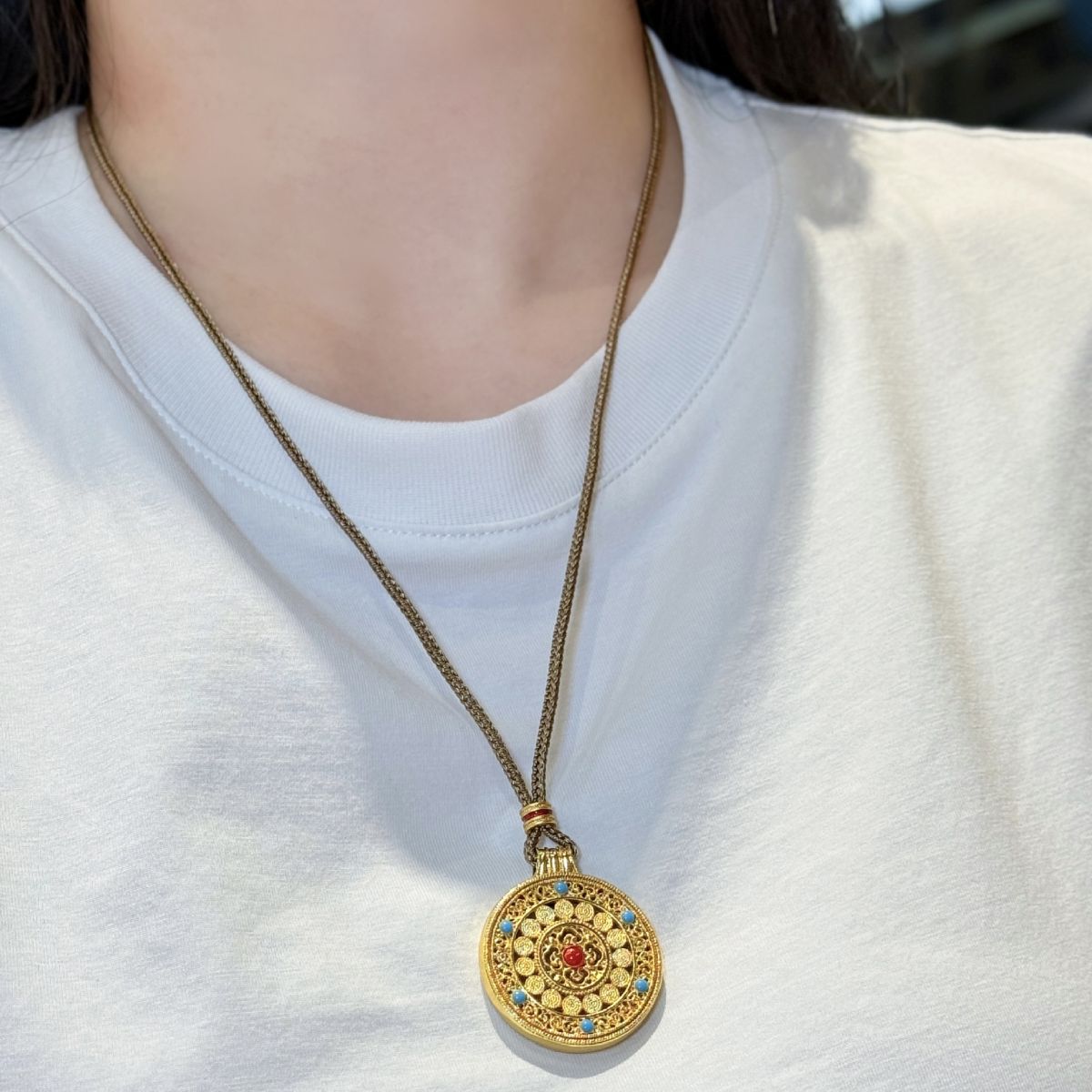 18K Gold-Plated Round Pendant Necklace 2