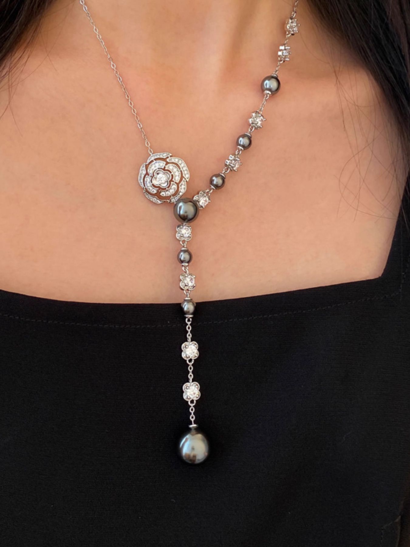 Pearl Flower Y-Necklace 3