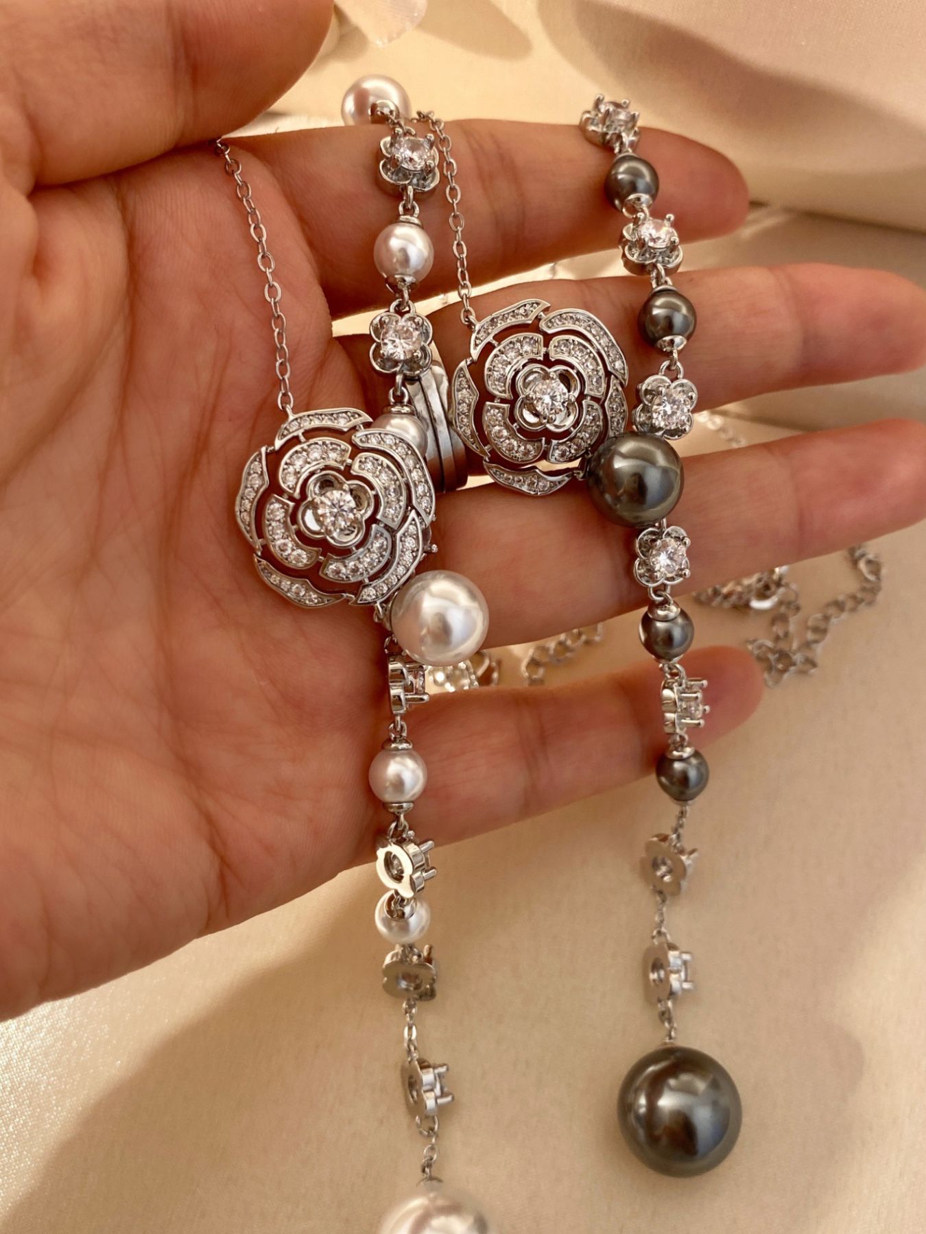 Pearl Flower Y-Necklace 4