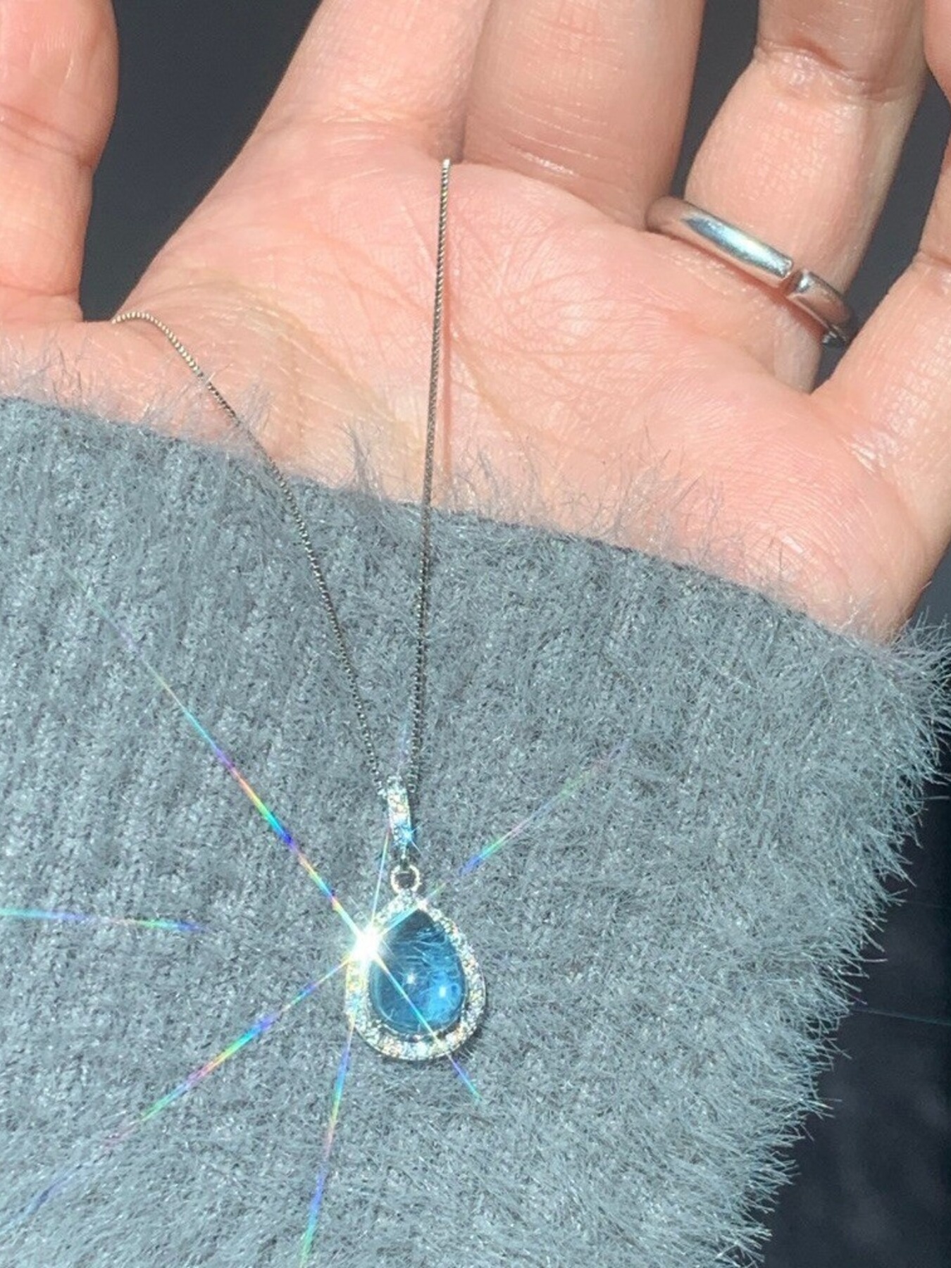 Crystal Teardrop Pendant Necklace 3