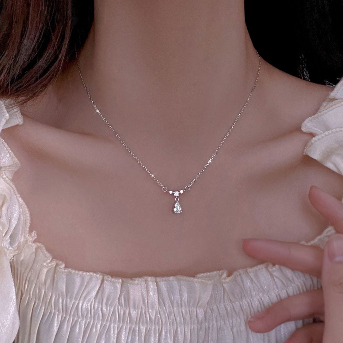 925 Sterling Silver Zircon Teardrop Necklace 4