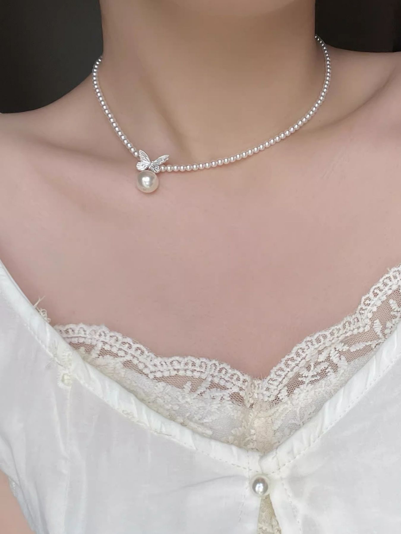 Pearl Butterfly Pendant Necklace 4