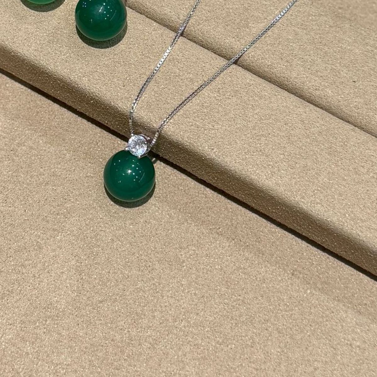Jade Pendant Necklace 4