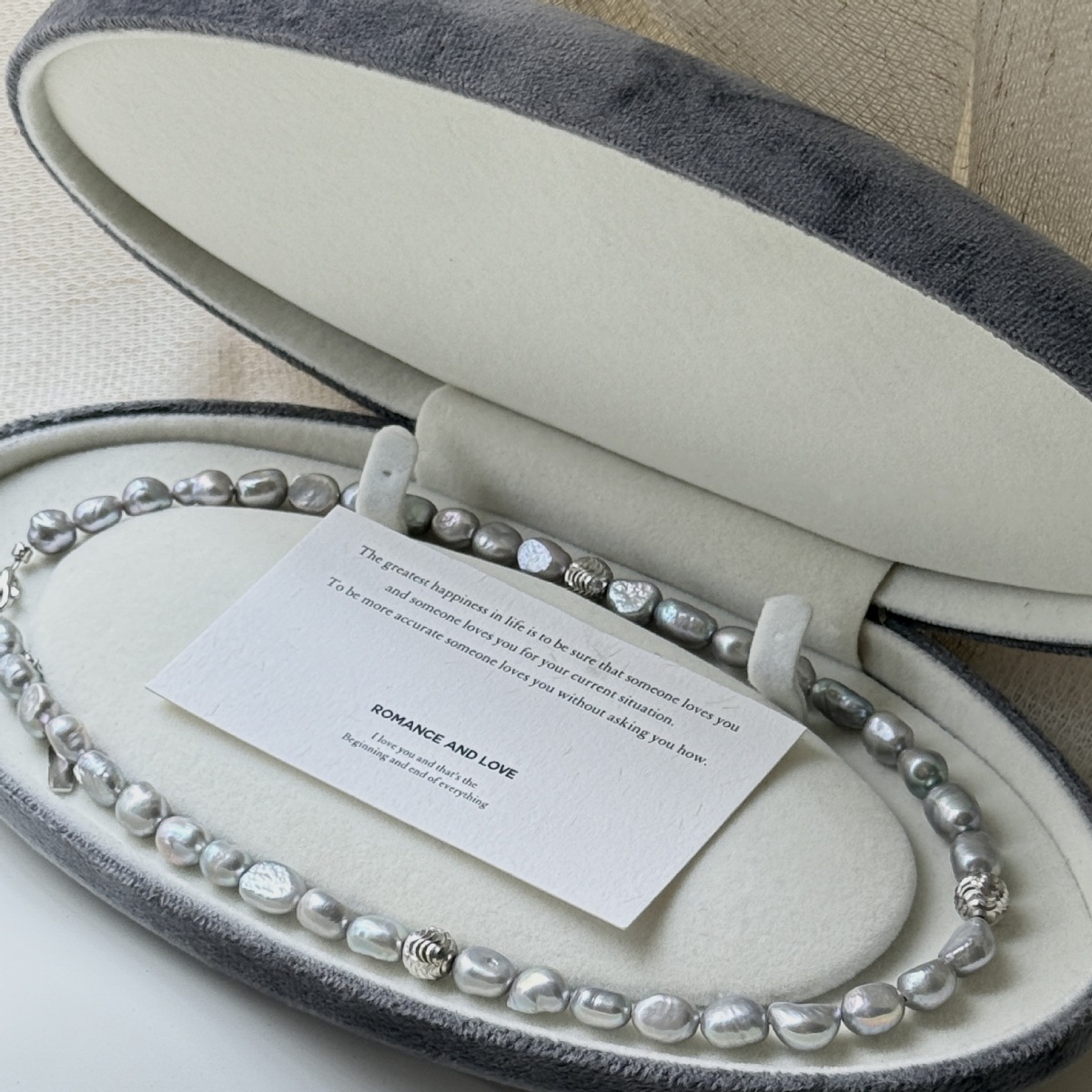 Pearl Choker Necklace 4