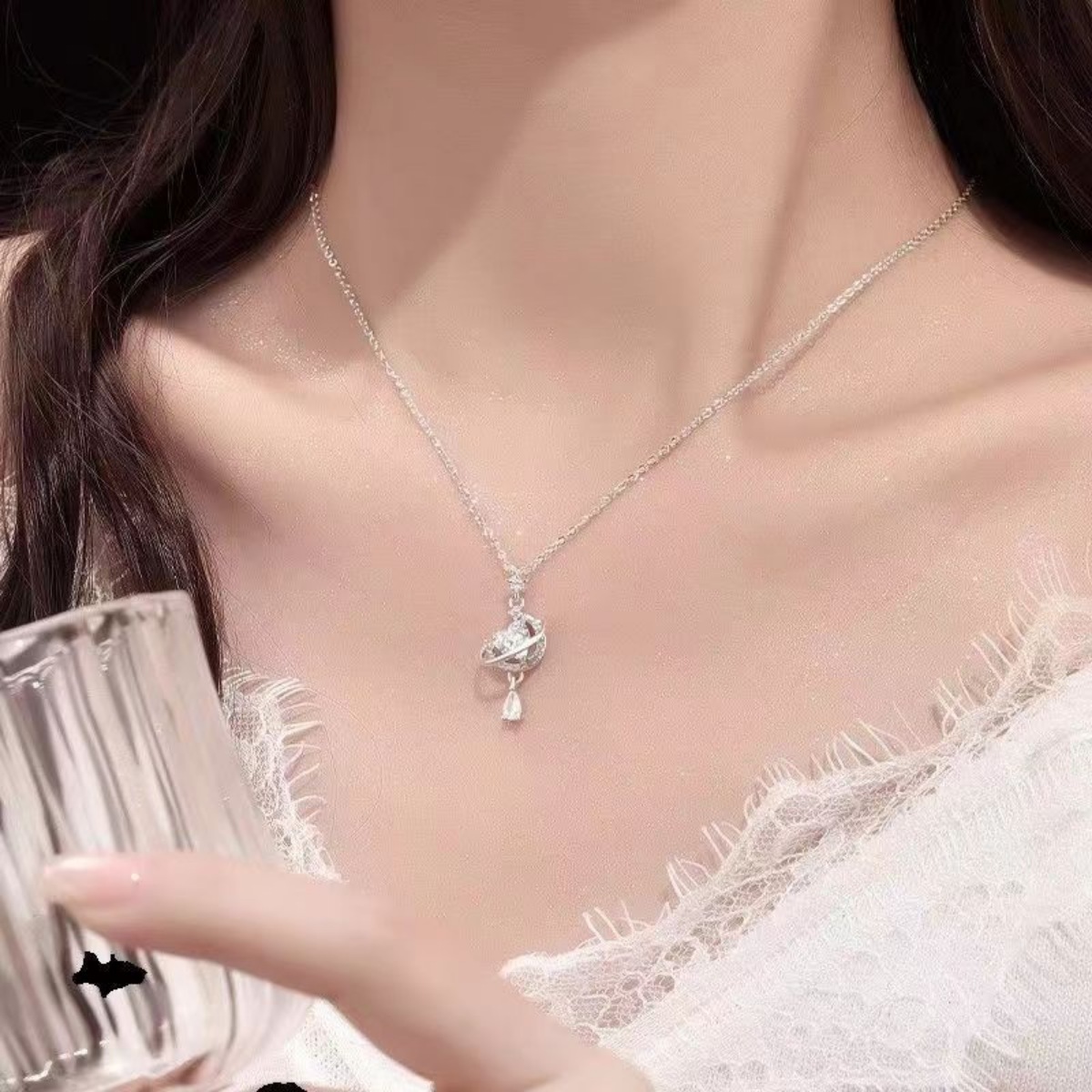 Planet Heart Pendant Necklace 3