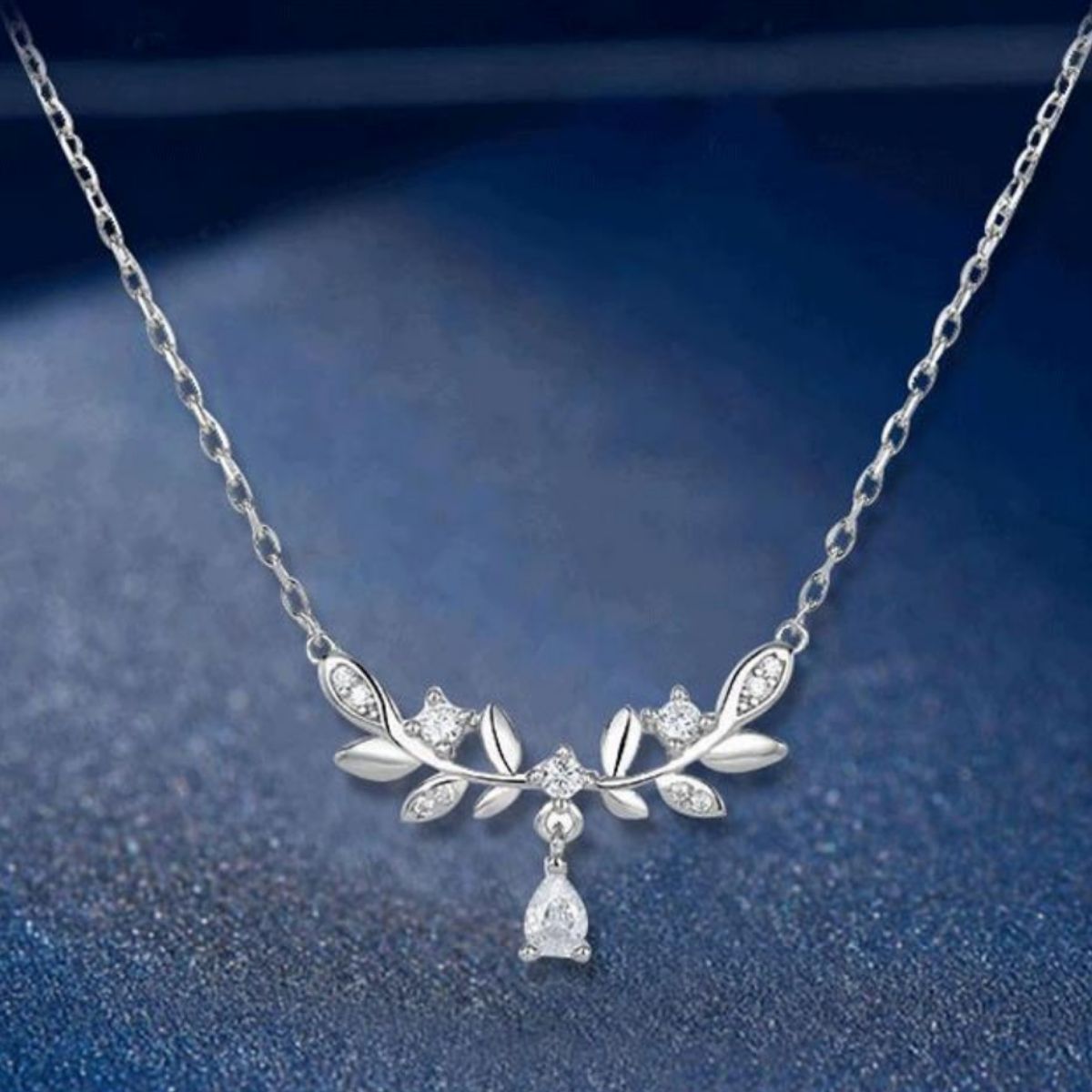 925 Sterling Silver Zircon Flower Necklace 3