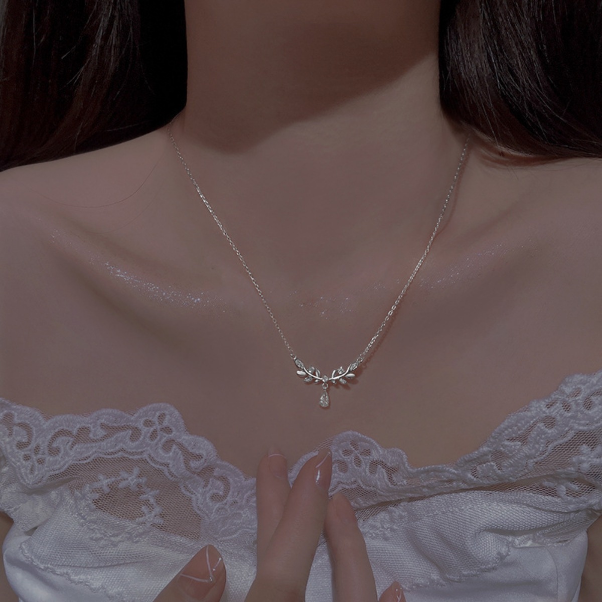 925 Sterling Silver Zircon Flower Necklace 4