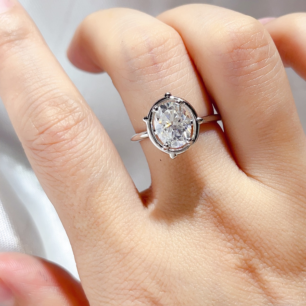 2 Carat 925 Sterling Silver Moissanite Ring 4