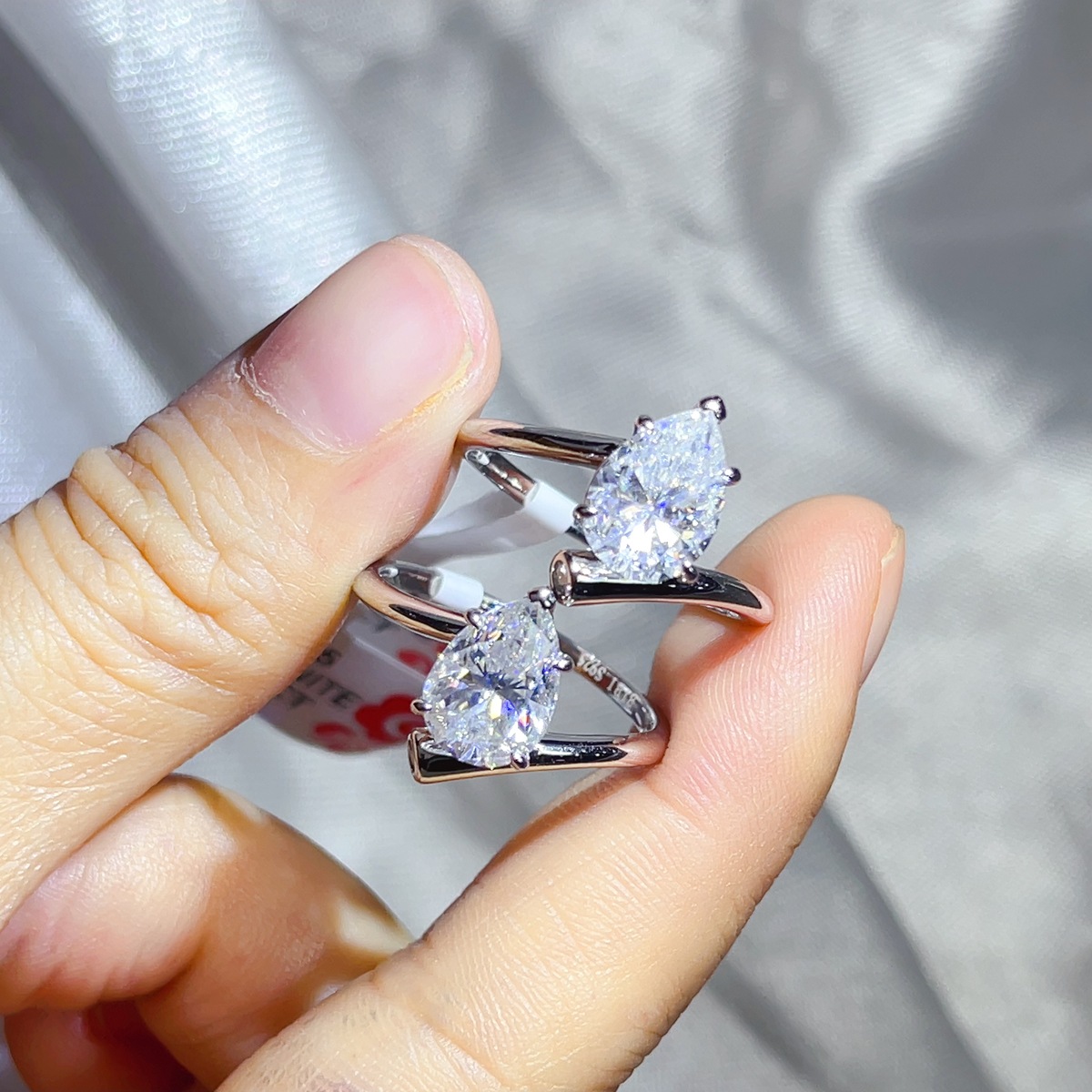 2 Carat 925 Sterling Silver Moissanite Ring 3