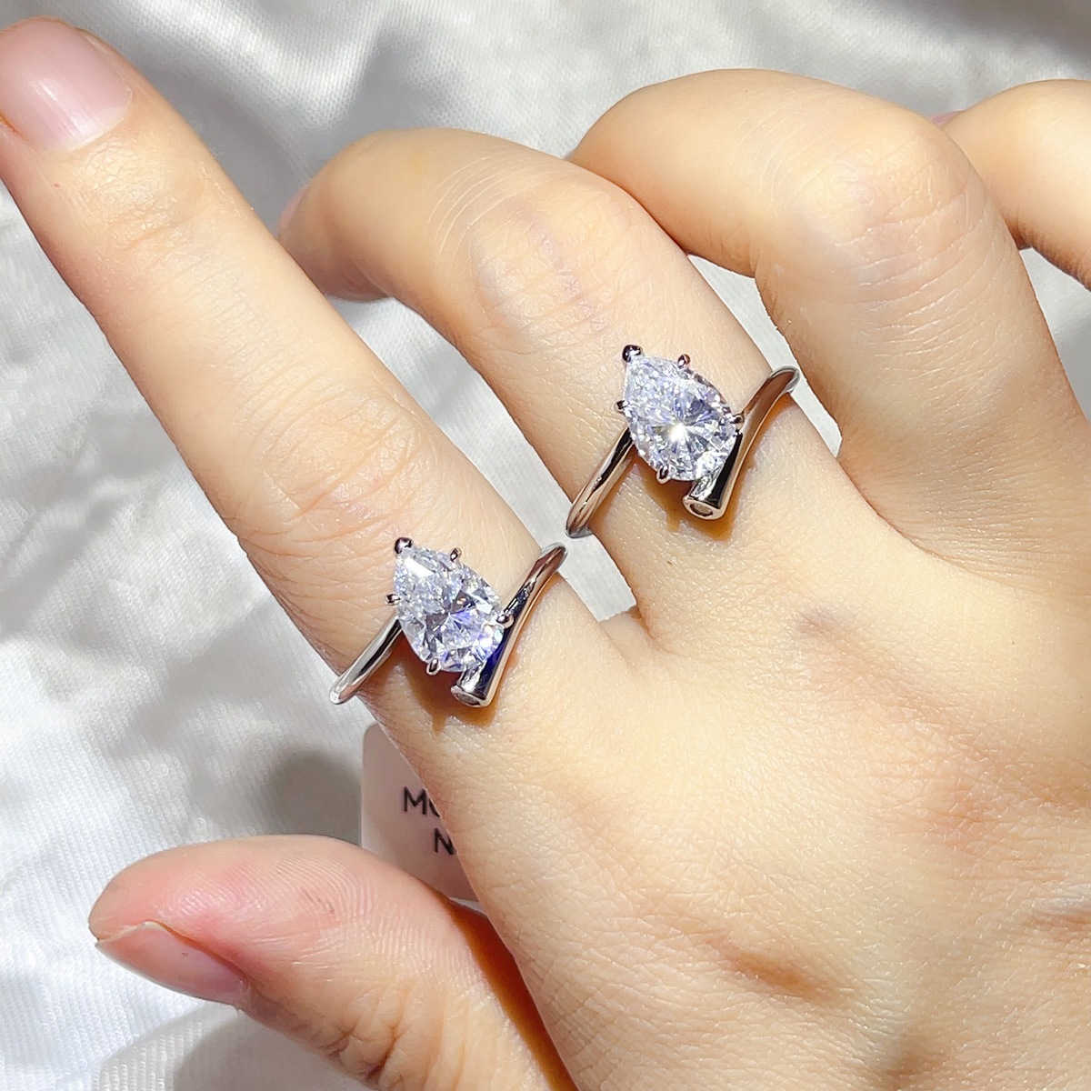 2 Carat 925 Sterling Silver Moissanite Ring 4