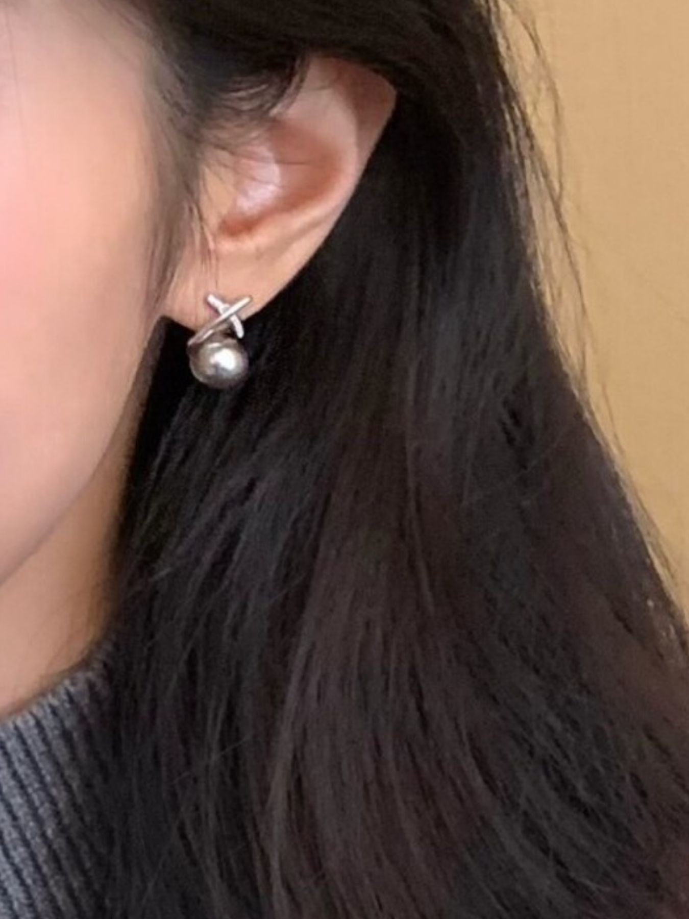Pearl Stud Earrings 4