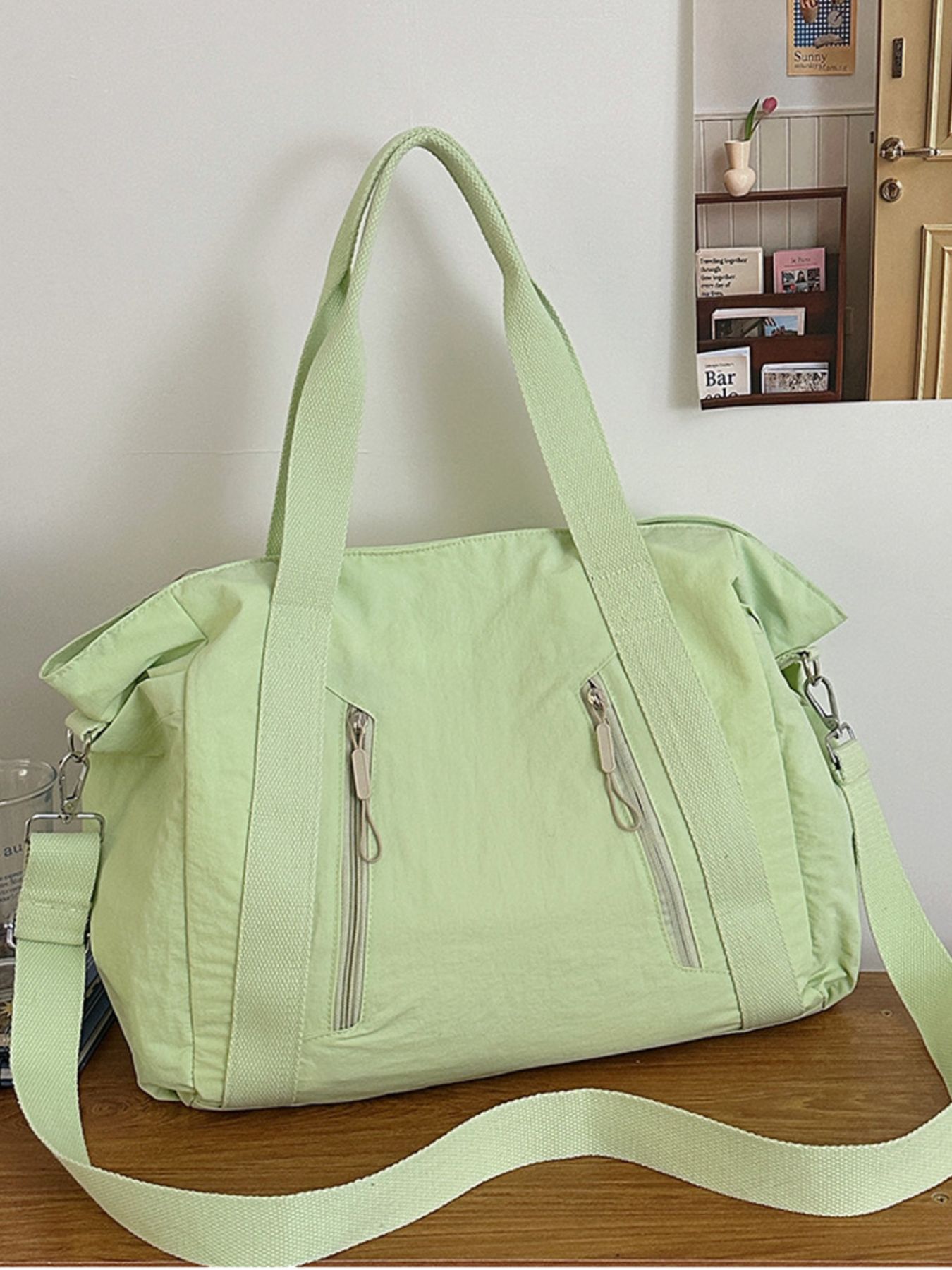 Lightweight Travel Duffel Bag 2
