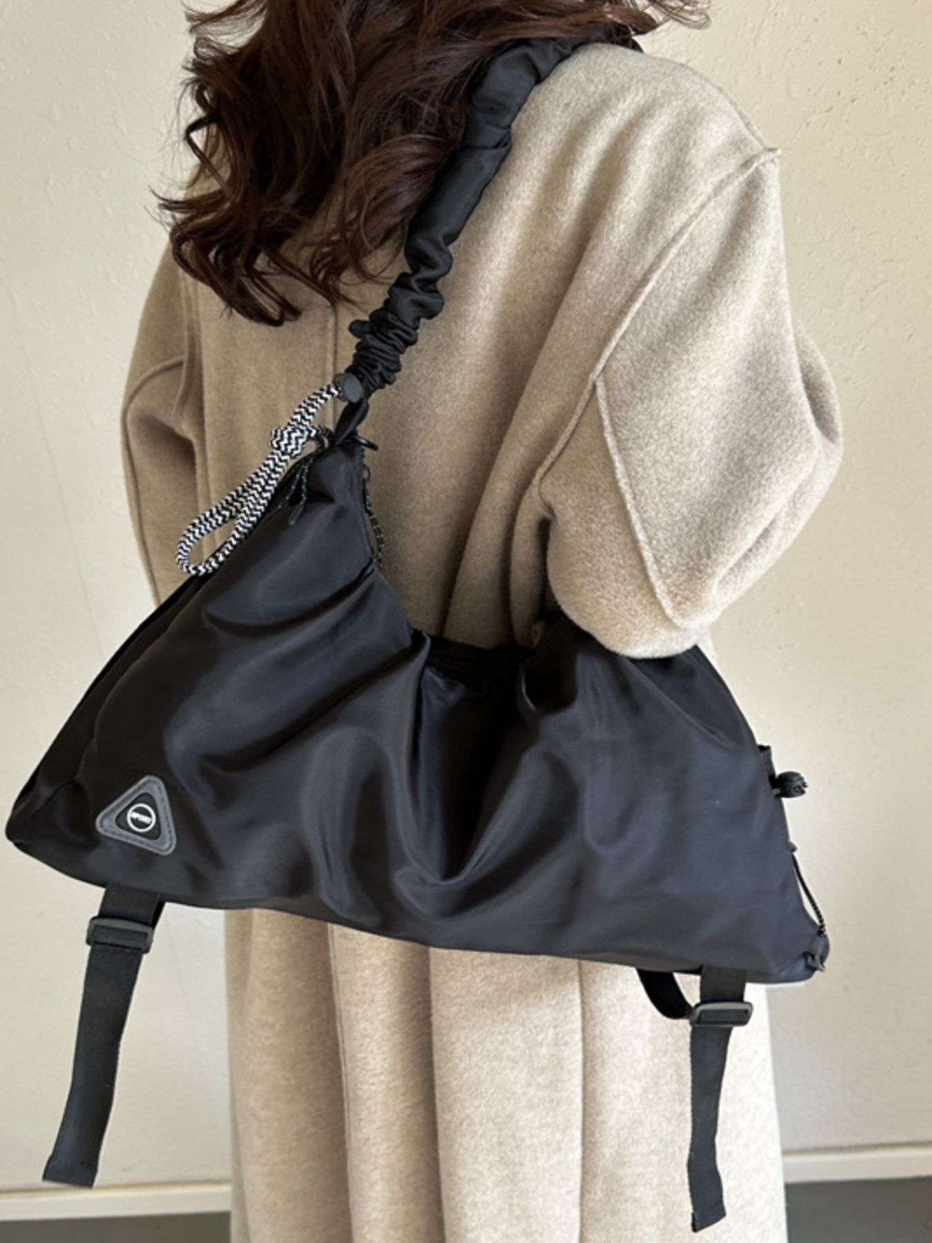 Casual Ruched Shoulder Crossbody Bag 4
