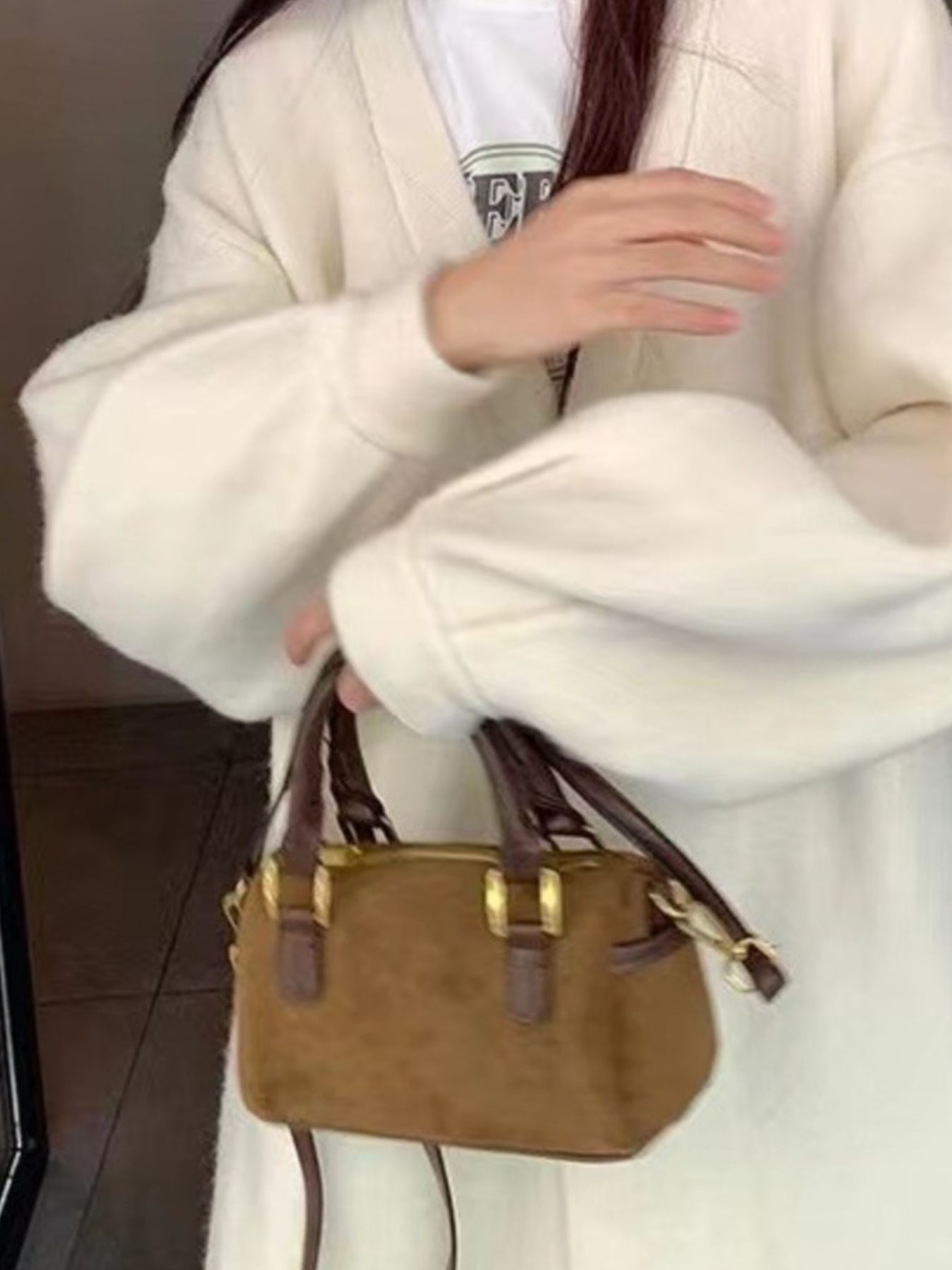 Vintage Barrel Crossbody Bag 4