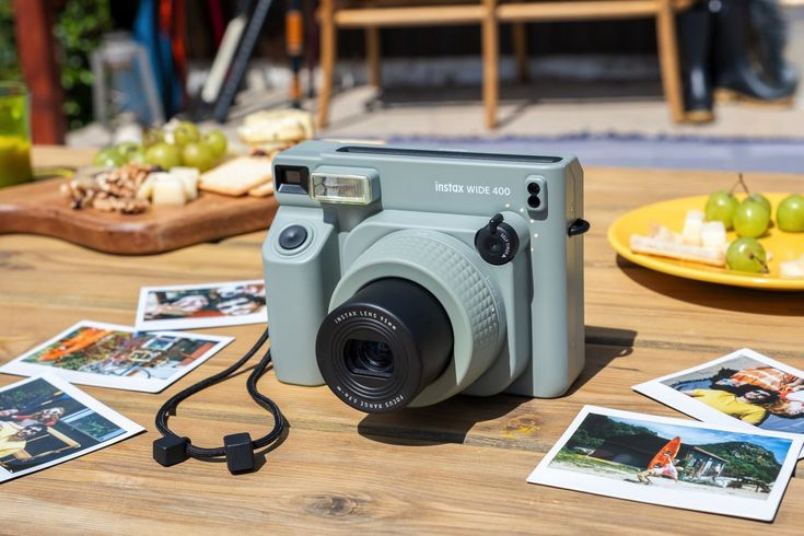 Screen-Free Instant Cameras to Capture Memorable School Moments