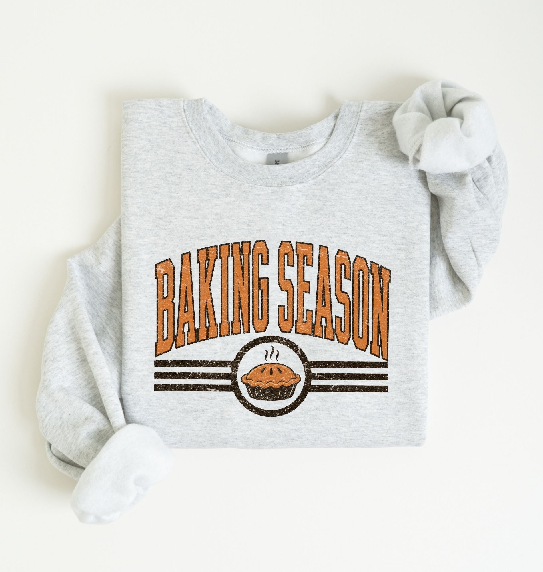 Baking Season Sweatshirt | Vintage Pie Baker Gift 1