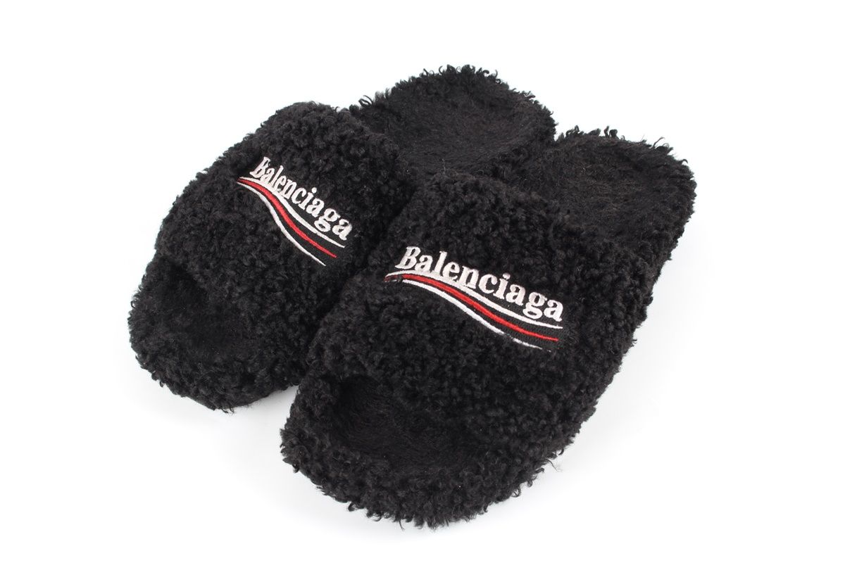 Balenciaga Wave Logo Furry Slide 40 SKU12345