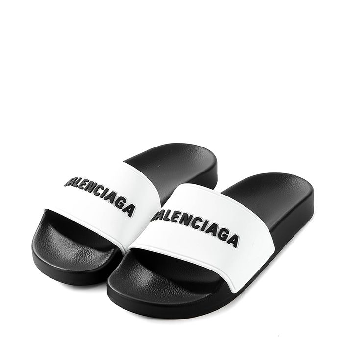 Balenciaga Women's Slippers (565547 W1S87 9010)