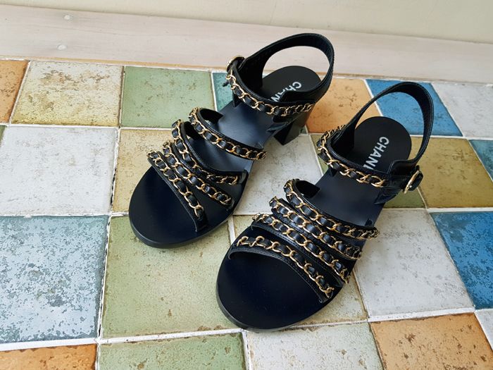 CHANEL Chain Sandals 37C G35459
