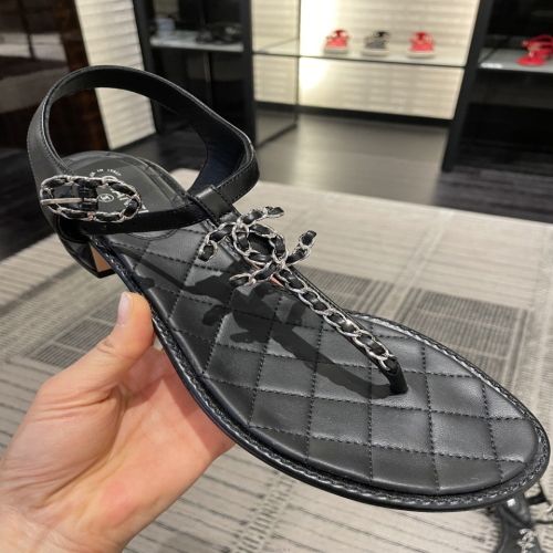 CHANEL Classic Chain CC Logo Sandals Black Mid-Heel G31463