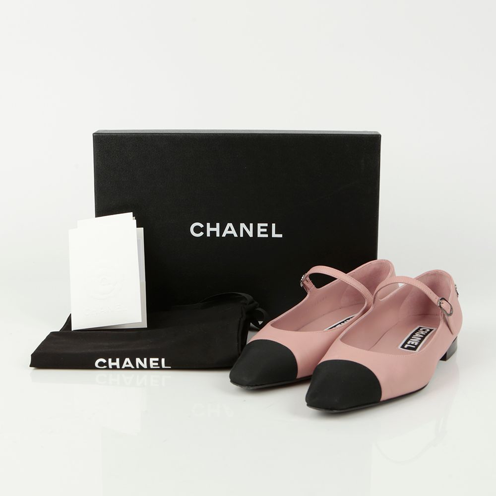 CHANEL Two-Tone Mary Jane Flat Shoes G45484 - Size 38