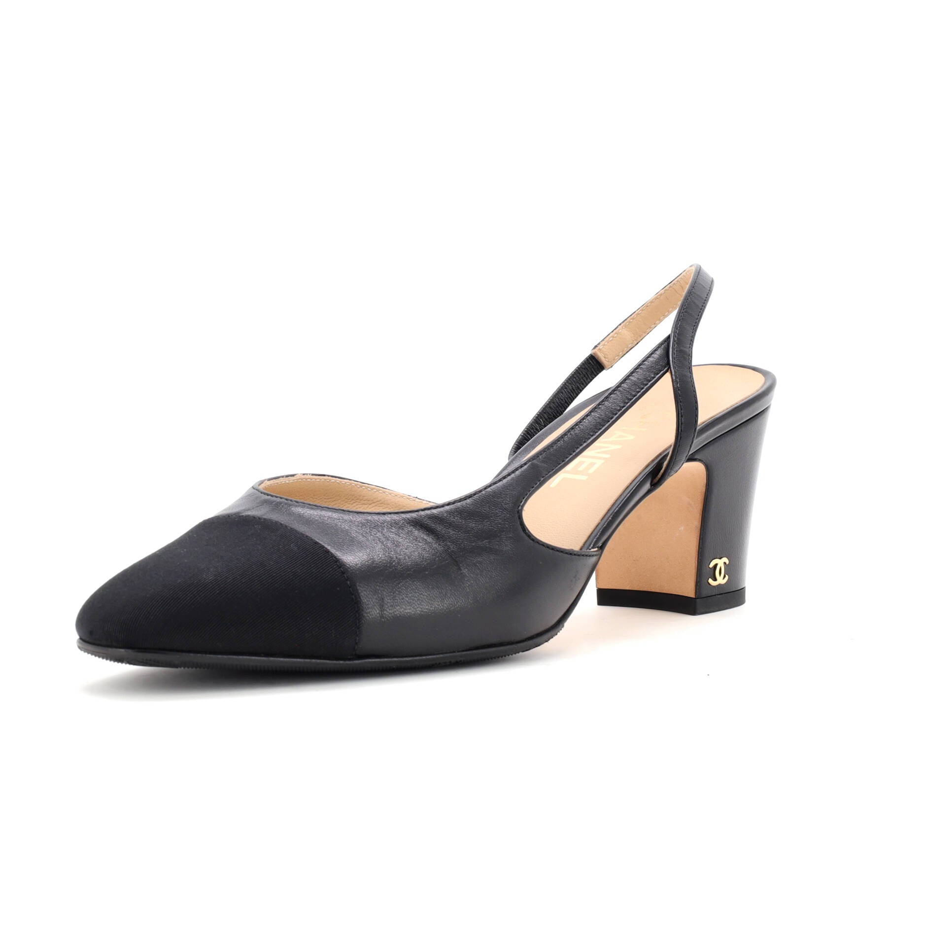 CHANEL Womens Cap Toe Slingback Pumps Leather