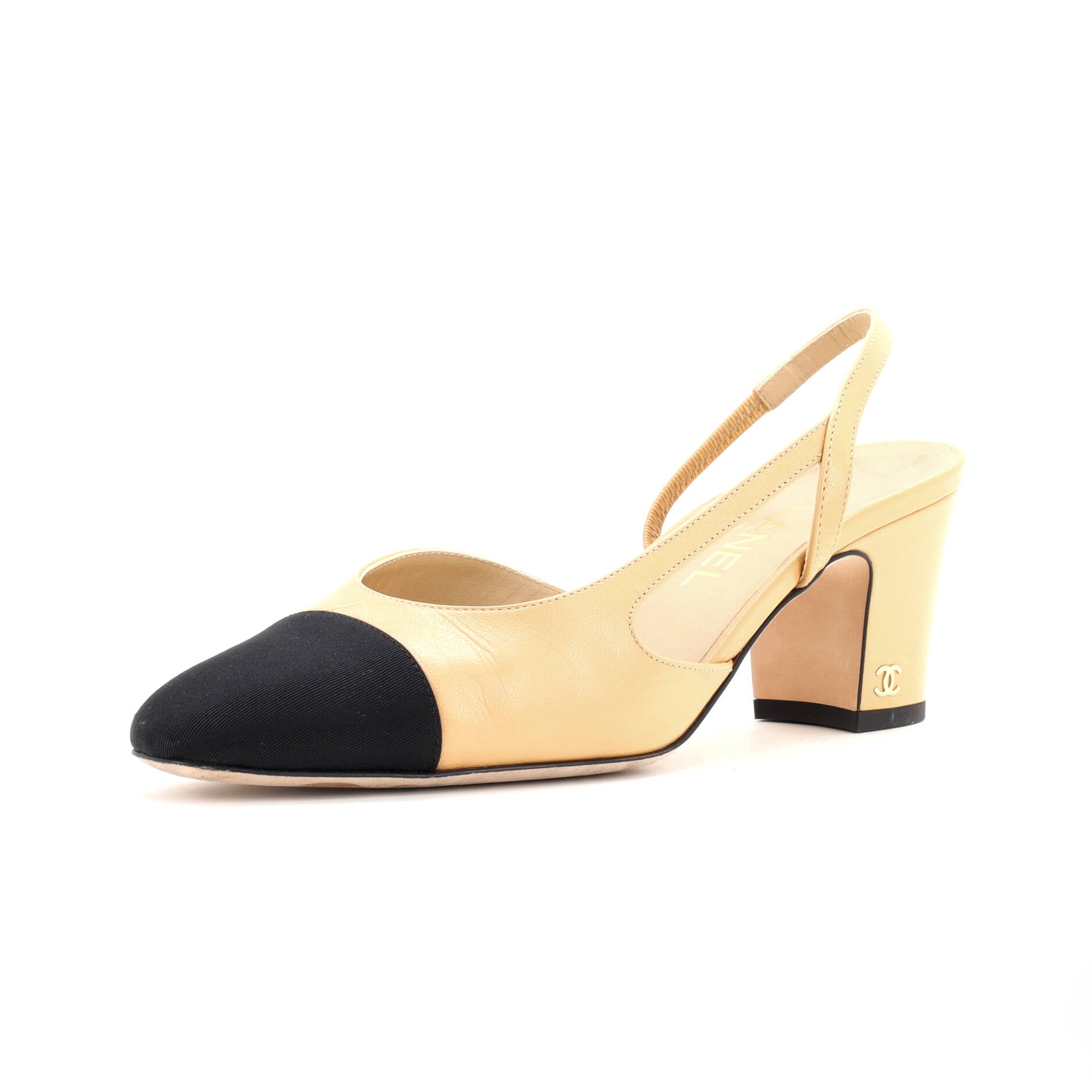 CHANEL Womens Cap Toe Slingback Pumps Leather