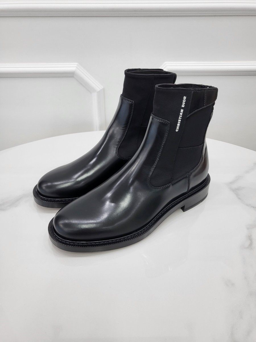 Dior Leather Chelsea Ankle Boots with SKU 3BO221YQD