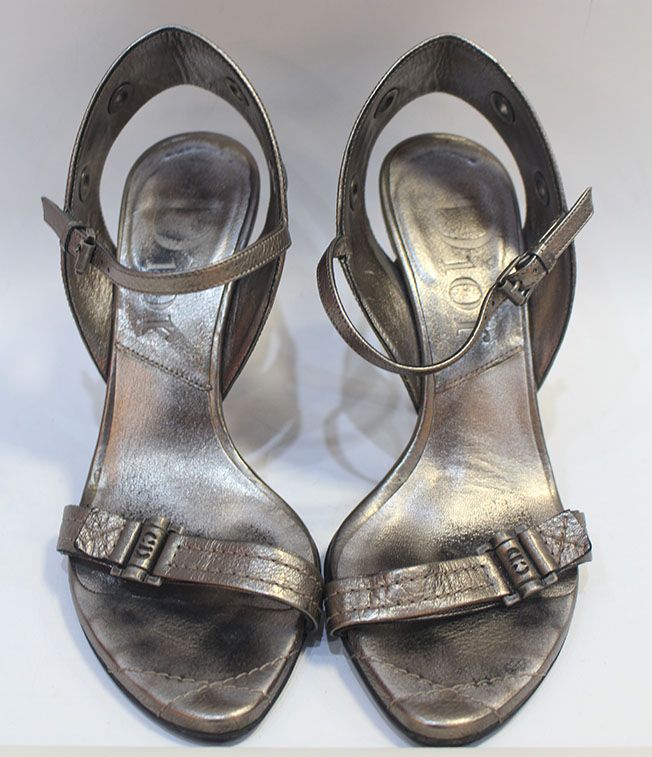 Dior Metal Shoes SKU: 035.5