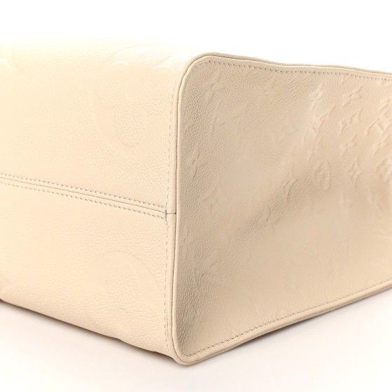 Empreinte Monogram Giant Onthego MM Creme - Image 9