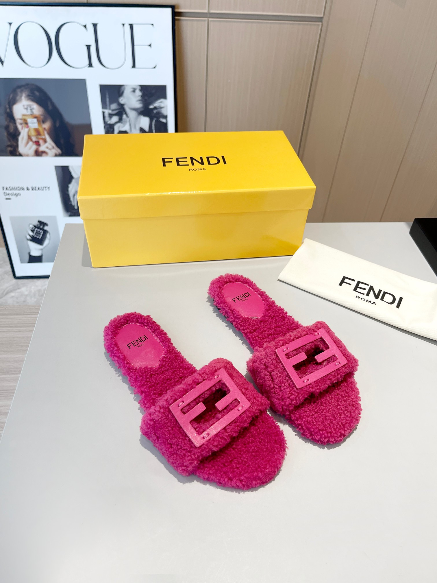 Fendi Baguette Shearling Slides In Pink